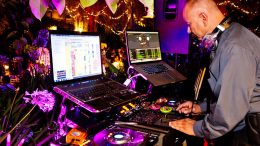 9 Reasons You Should Go For Professional Wedding DJs
